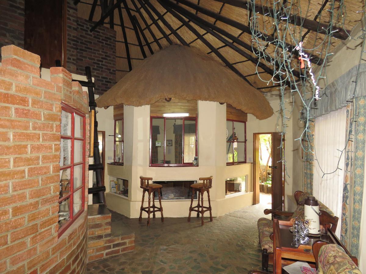 Parrot Lodge Bulawayo Exterior foto